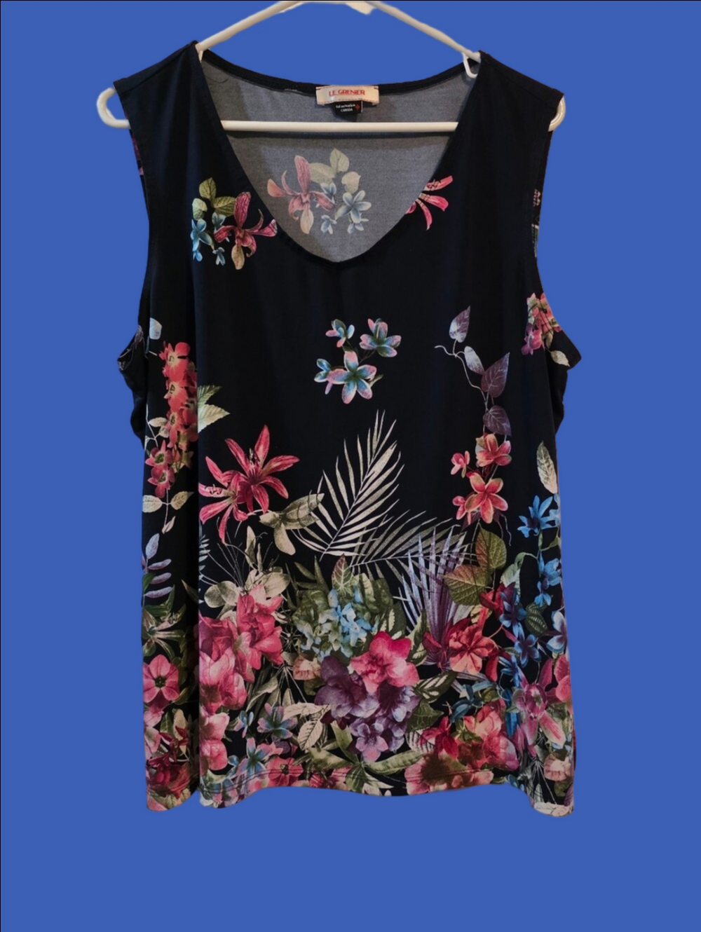 4/$25 Deal! Vintage Navy Floral Sleeveless Top